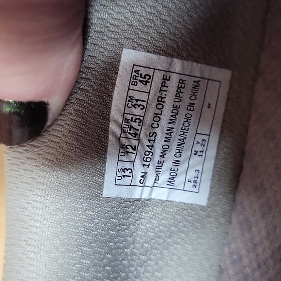 Men's Sketchers Relaxed Fit Cohagen Taupe Slip On Sneakers - Picture 3 of 3